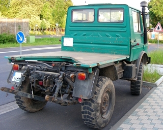 Unimog U ..