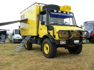 Unimog U 1300 L