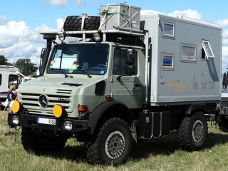 Unimog U 4000