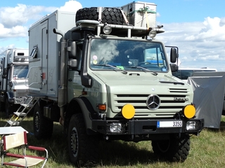 Unimog U 4000