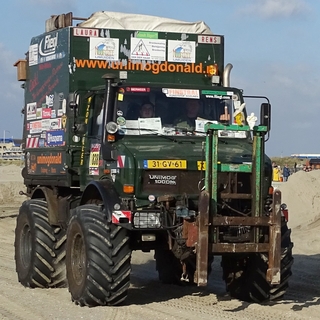 Unimog U 1000