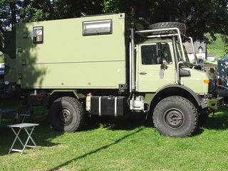 Unimog U 1850 expeditietruck