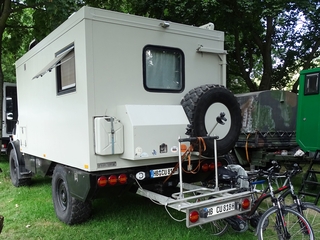 Unimog U .. kampeerauto