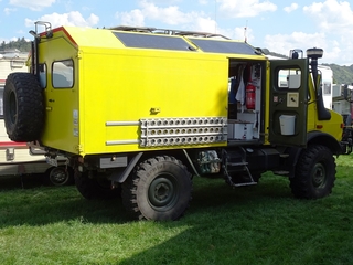 Unimog U .. kampeerauto