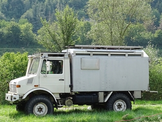 Unimog U .. kampeerauto