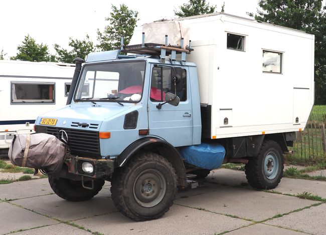 Unimog U 1300 L kampeerauto