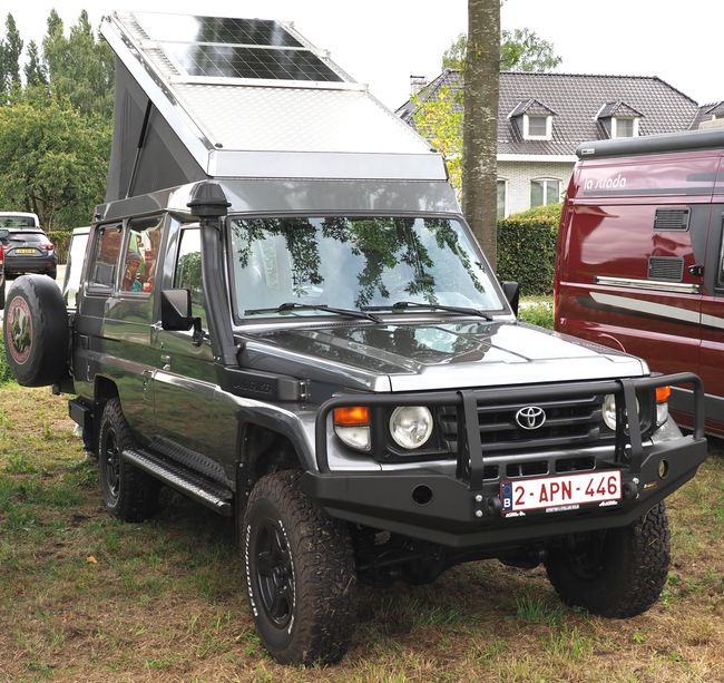 Land Cruiser met klapdak