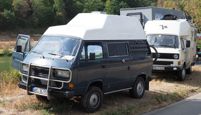 2x VW T3 kampeerauto