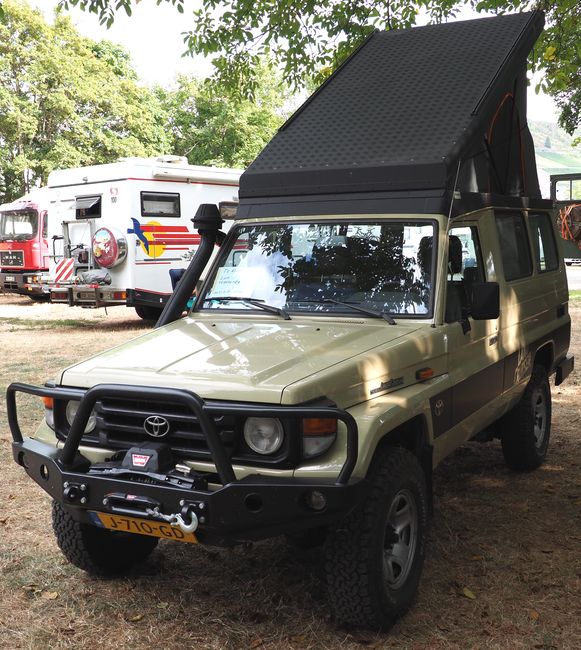 Land Cruiser HZJ78 kampeerauto met klapdak