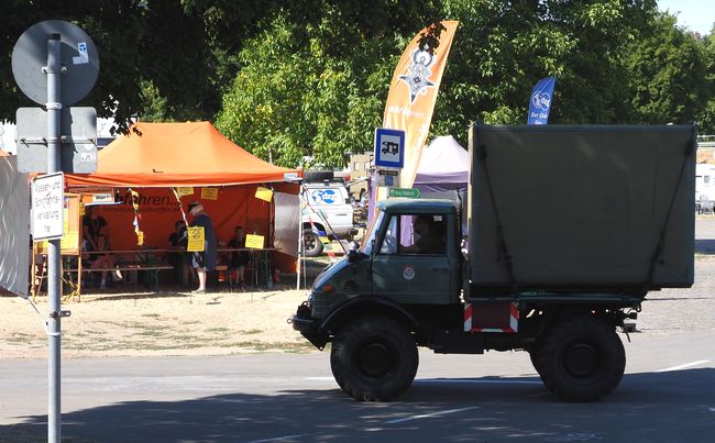 Aankomst van een Unimog U 403/406