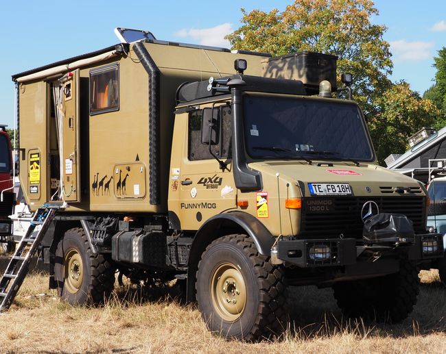 Unimog U 1300 L expeditietruck