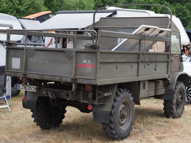 Unimog U 404