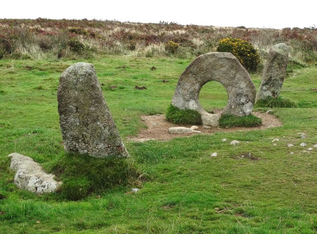 Mên-An-Tol