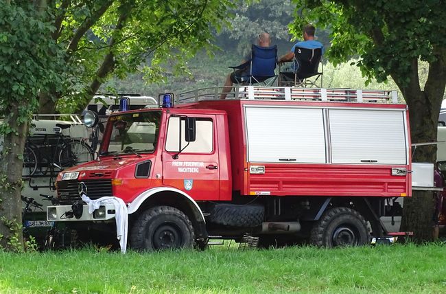 Unimog 1300 L brandweerauto met dakterras